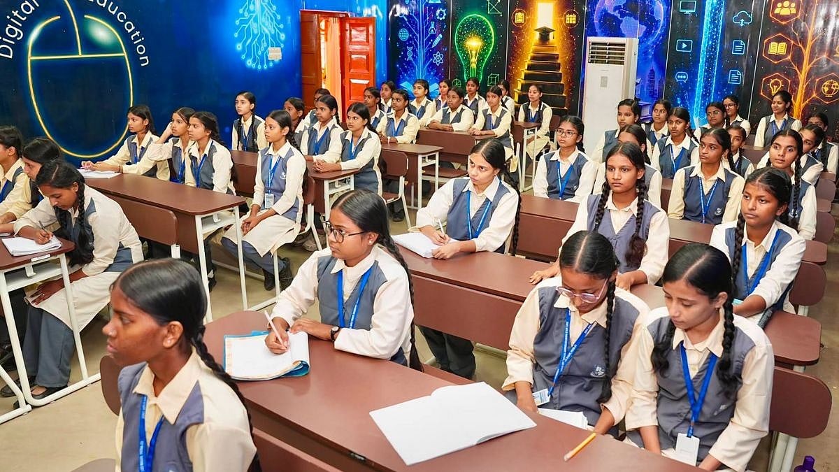 Bihar CM Samrat Choudhary Launches Live Classes For Schools, Free JEE-NEET Coaching Programme