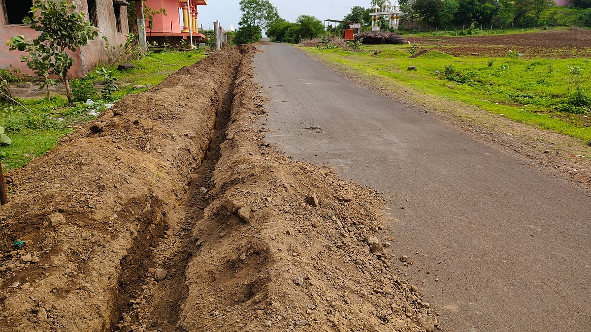 PMGSY Roads Damaged, Jhirnya Tehsil Villagers Allege Official Inaction In Khargone