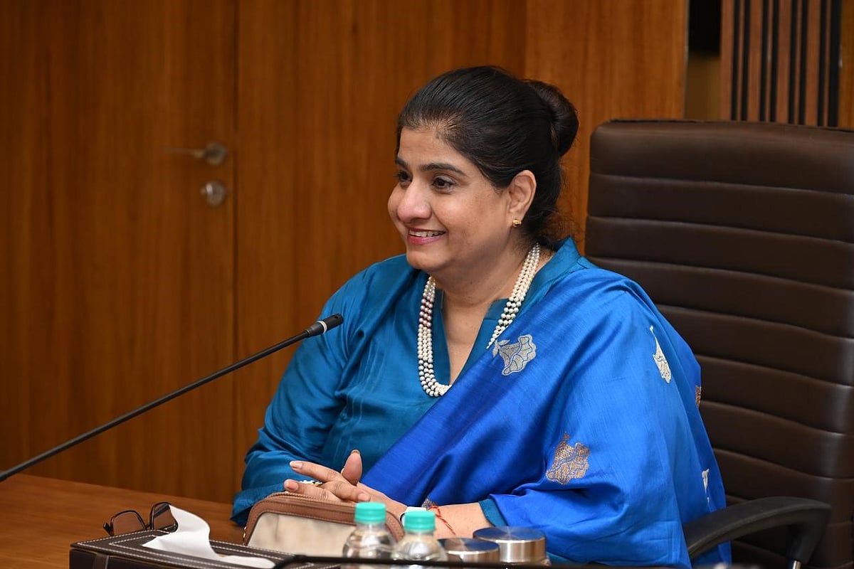 Col. Prof. Hemlata  K. Bagla, Vice Chancellor, HSNC Uniiversity