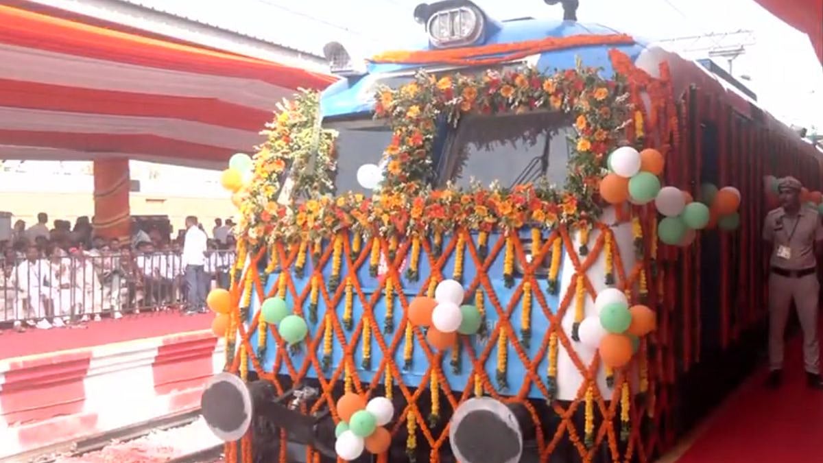 PM Narendra Modi To Flag Off India's First Hydrogen-Powered Train, Marking A Historic Leap In Green Rail Transport For Indian Railways | Video