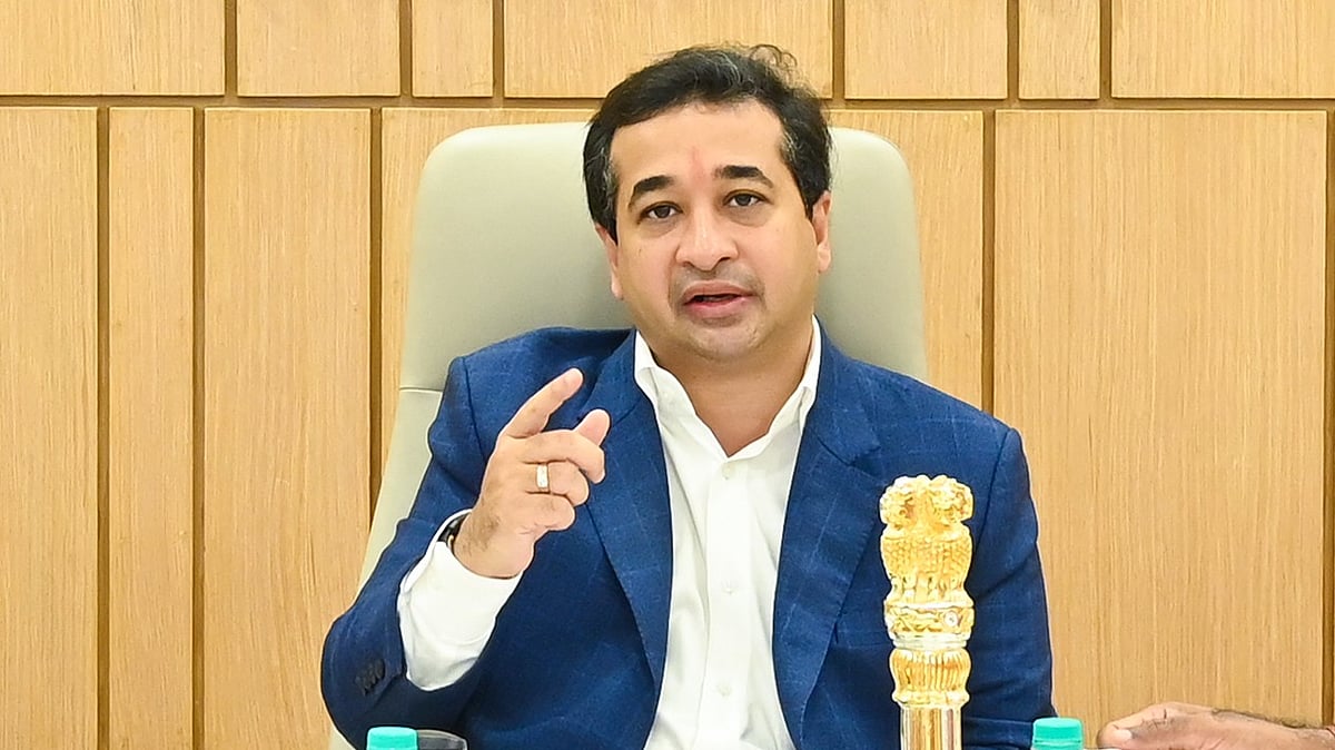Maharashtra Fisheries Minister Nitesh Rane Directs Officials To Expand Matsyasampada Scheme Outreach
