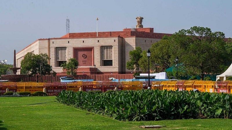 Parliamentary Panel Defers Adoption Of Report On Bill To Remove PM, CM Detained For 30 days
