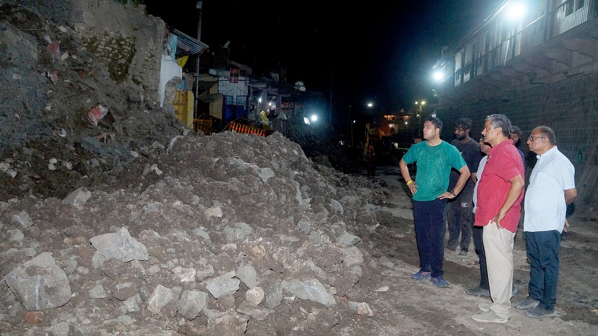 UMC Commissioner Orders Fast-Track Completion of Ujjain Road Projects Before Mahakal Sawari