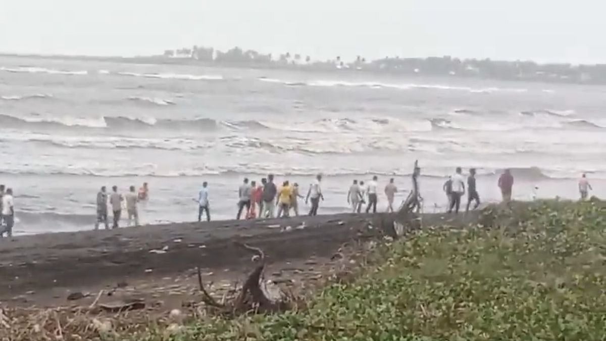 Palghar Tragedy: Second Missing Youth Found Dead After 36-Hour Search At Virar's Arnala Beach; Drowning Toll Rises To 2