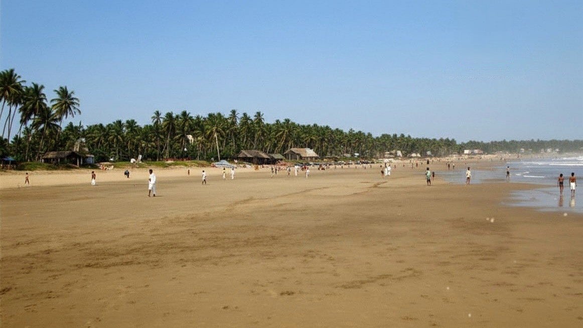 Fifty Years Ago, Mumbai’s Juhu Beach Looked Like This! Old Video Sparks Nostalgia And Cleanliness Debate Online