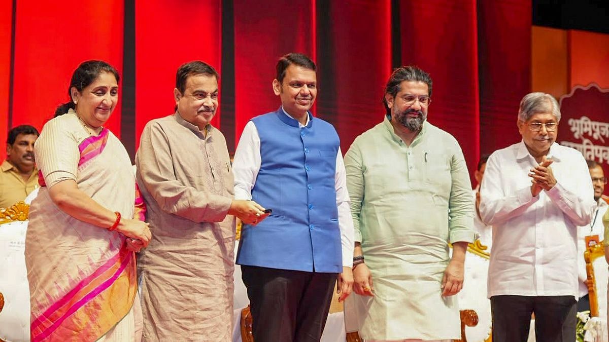Pune Infrastructure: CM Devendra Fadnavis, Union Minister Nitin Gadkari Launch ₹18,000-Crore Elevated Road Projects To Ease Traffic Congestion | VIDEO