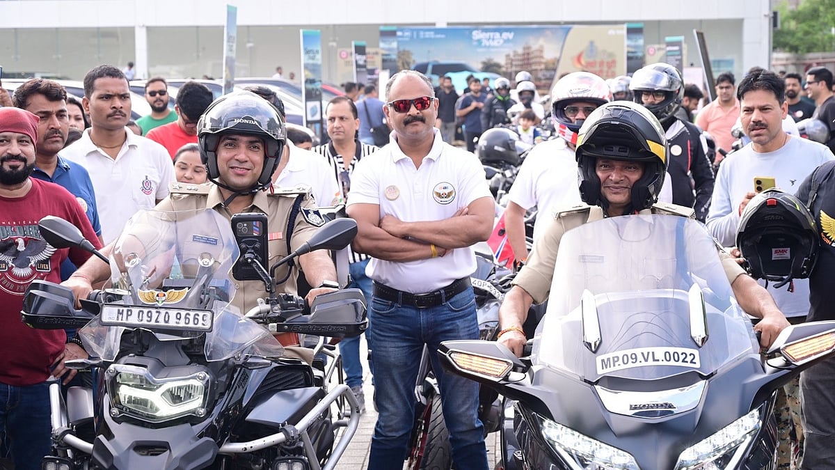 Indore Police Lead Massive Car And Bike Rally To Promote Drug-Free Society