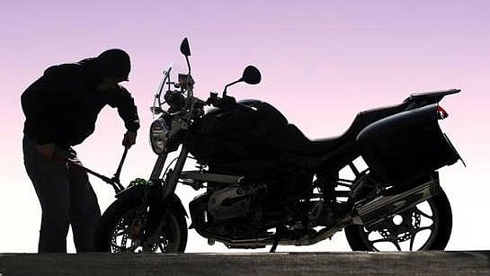 Bhopal Bike Theft Near Police Checkpoint Solved, Accused Arrested In Two Days