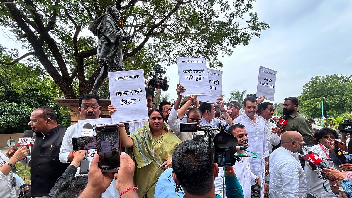 Congress MLAs Stage Farmers' Protest Ahead Of MP Assembly Monsoon Session