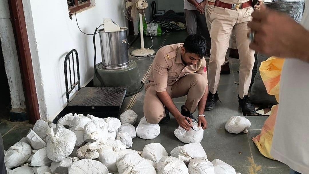 CBN Busts MP Drug Racket, Seizes 1,093 Kg Poppy Husk