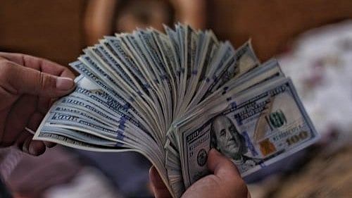 FCNR(B) Deposits May Bring Up To $70 Billion, Boosting Indian Bank Liquidity