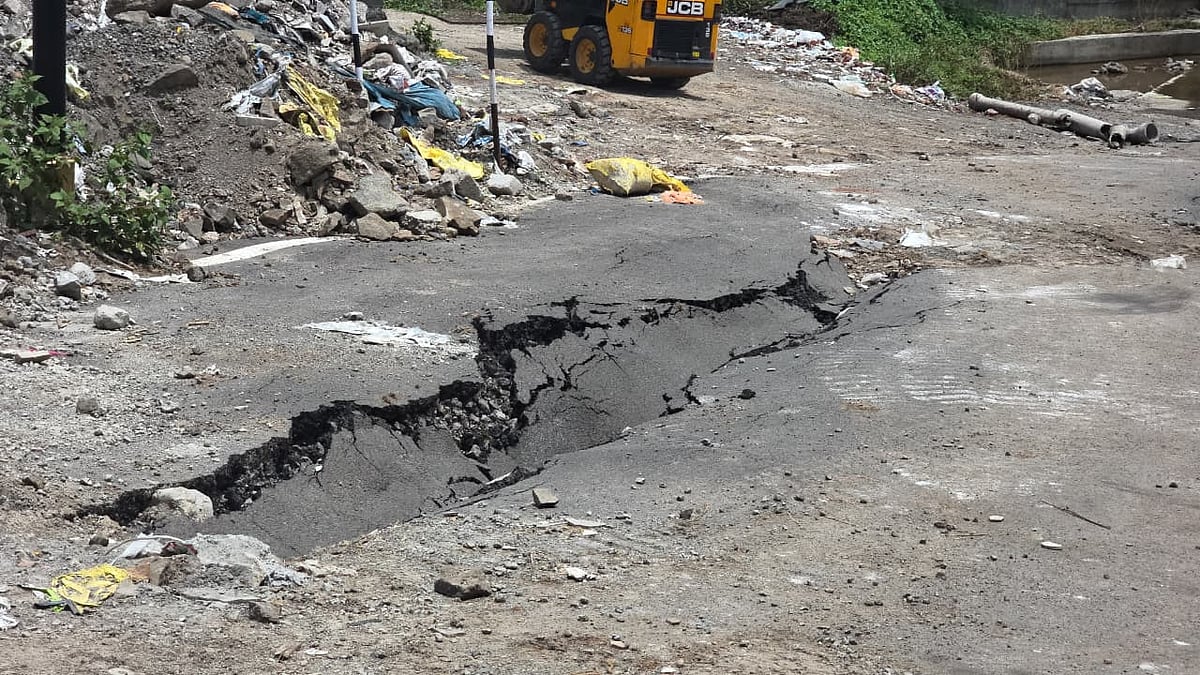Pune VIDEOS: 'How Did A New Road Collapse?' Pimpri-Chinchwad Residents Slam PCMC After Ravet-Kiwale Stretch Caves In