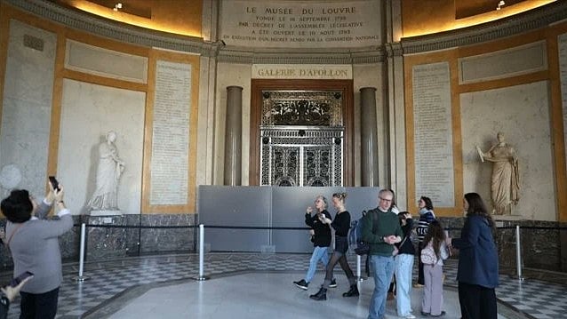 Louvre Reopens Apollo Gallery 9 Months After €88 Million Crown Jewels Heist