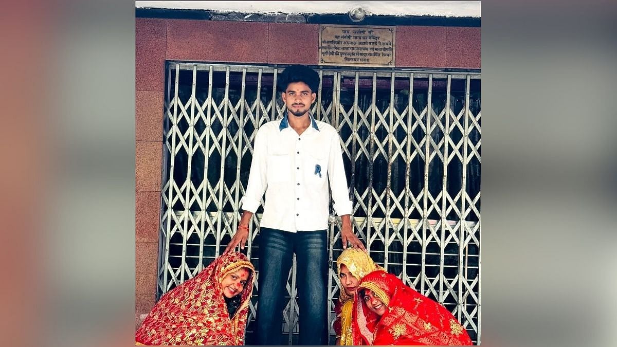 3 Sisters, 1 Groom: Amroha's Viral Wedding Leaves Internet & Locals Equally Stunned 