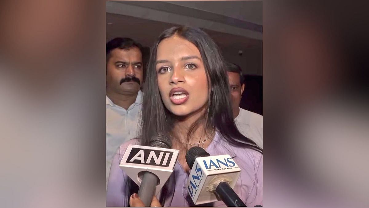 Protests Are A Democratic Right, But Violence By Protesters Or Police Is Unacceptable: Fadnavis' Daughter Divija