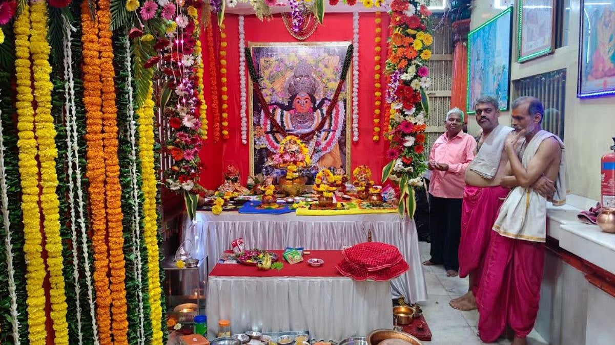Ashadh Gupt Navratri Concludes At Mumbai's Shree Mumbadevi Temple, Draws Thousands Of Devotees