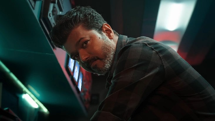 Jana Nayagan First Half Review: Quite Similar To Bhagavanth Kesari, But Thalapathy Vijay's Swag Is The Highlight