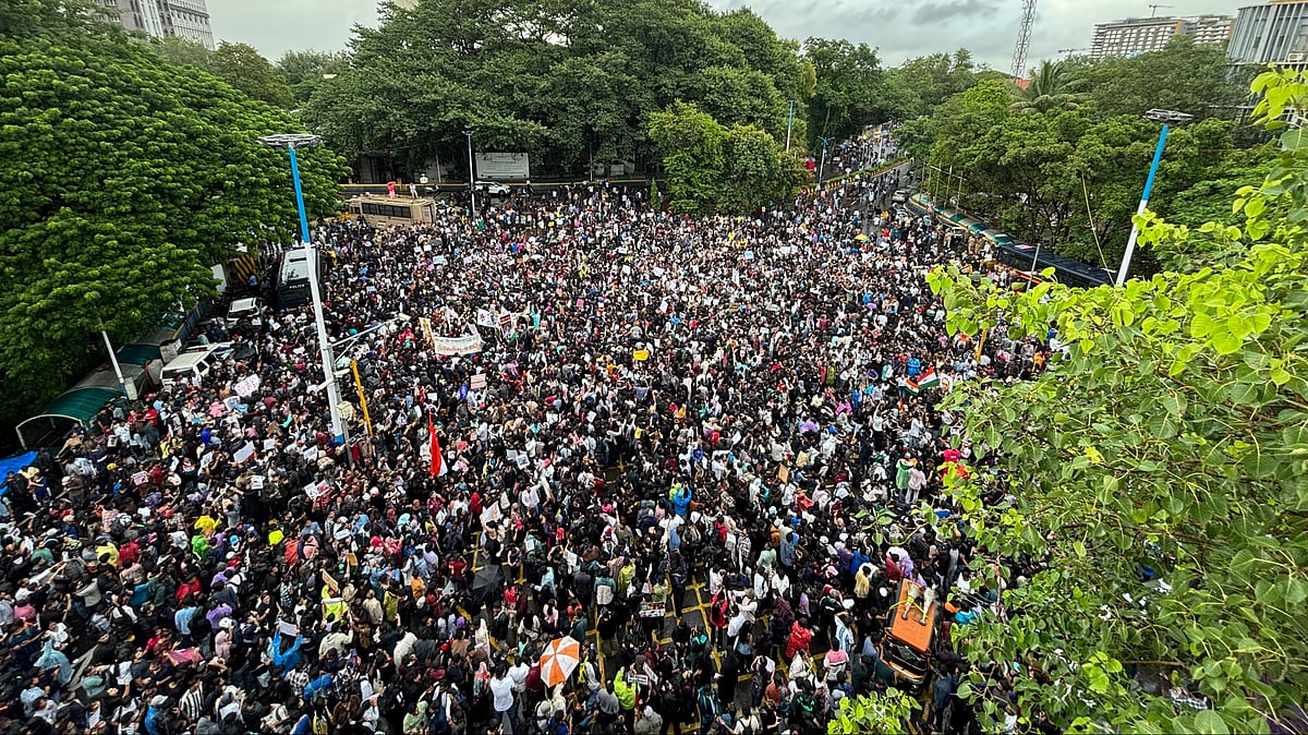 VIDEO: Thousands In Pune Unite For Education, Democratic Rights
