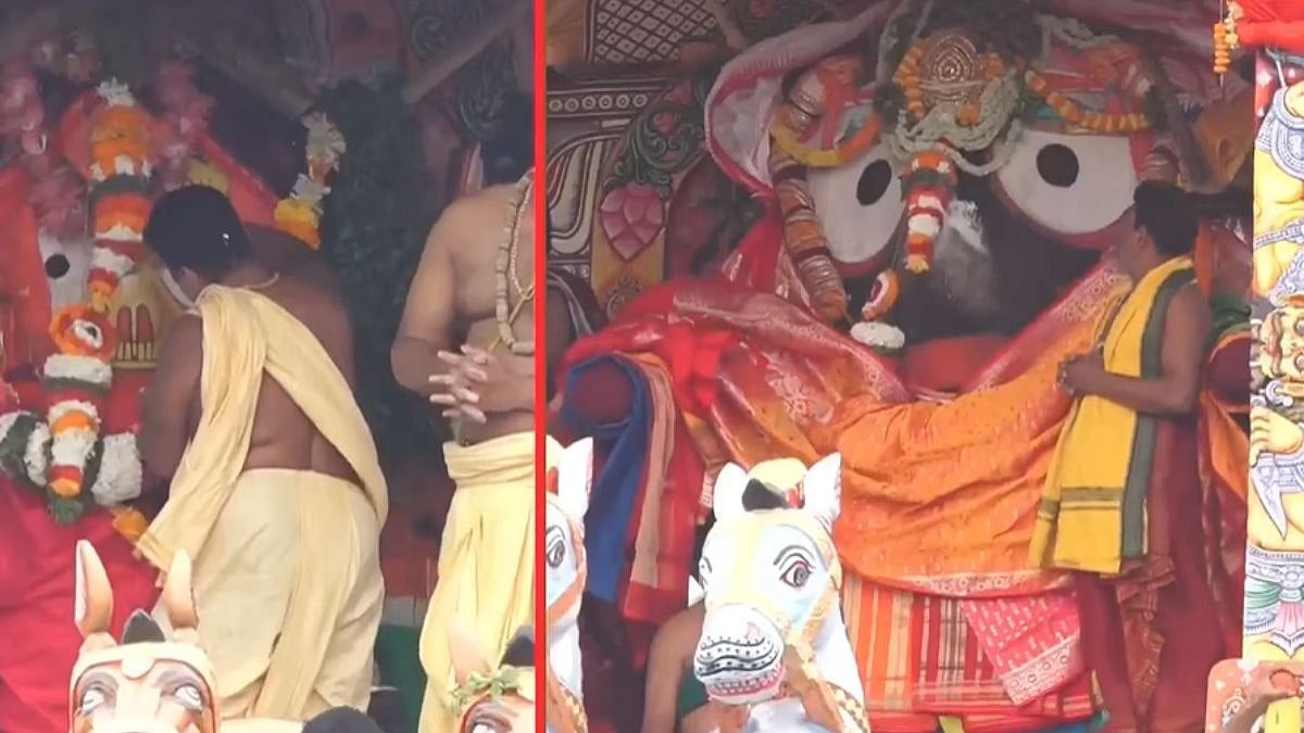 Lord Jagannath And His Siblings Set To Glitter In Golden Attire Today; Devotees Throng In Puri 