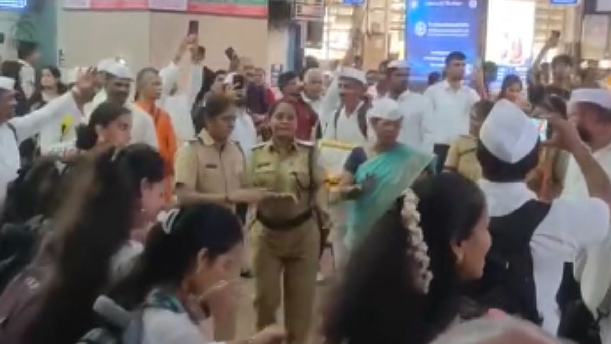 In Photos: Ashadi Ekadashi Celebrations Take Over Mumbai’s Churchgate Station As Devotees, Police & Commuters Join Rituals