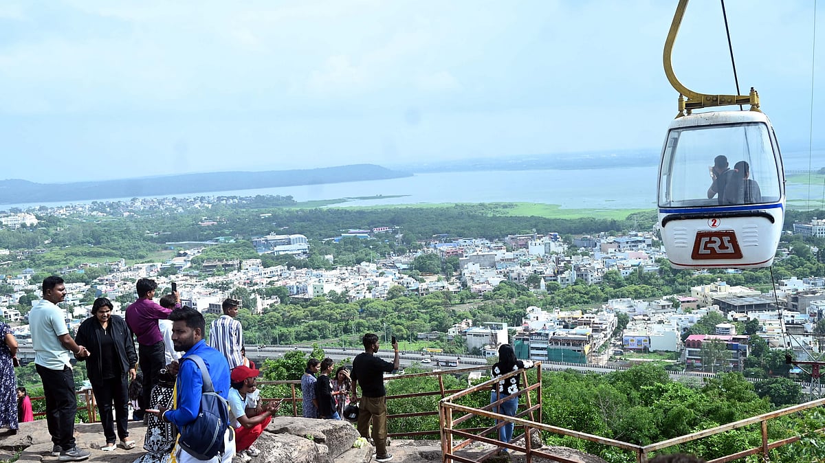Residents Cite Environmental Damage And Safety Risks At Kaliyasot And Kerwa Reservoirs In Bhopal 