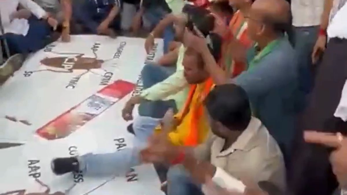 Kolkata Protest: After Reconstruction Of Violence Sequence, BJP Holds 'Tiranga Yatra'