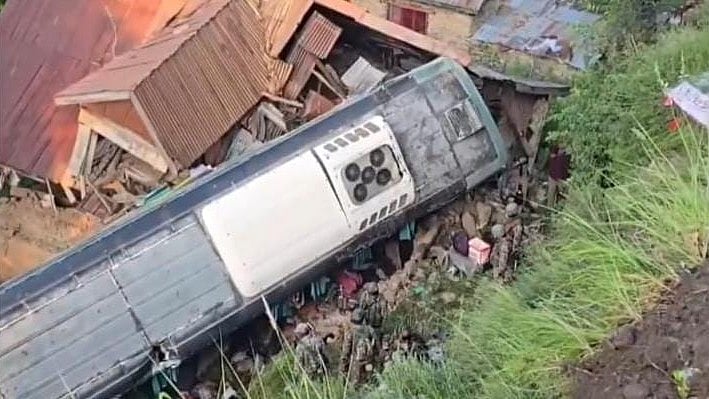 40 Amarnath Pilgrims Injured As Mandsaur-Linked Bus Overturns In J&K Gorge
