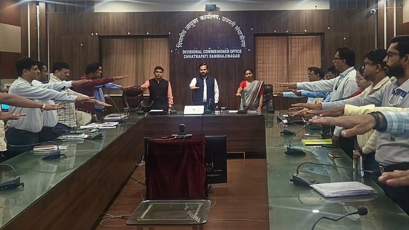 Ellora-Ghrushneshwar Cleanliness Is Collective Responsibility: Chhatrapati Sambhajinagar Divisional Commissioner G Sreekanth