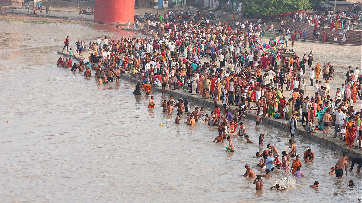 Can Faith Save The Ganga? Kashi Vishwanath's Plastic-Free Sawan Offers A Green Pilgrimage