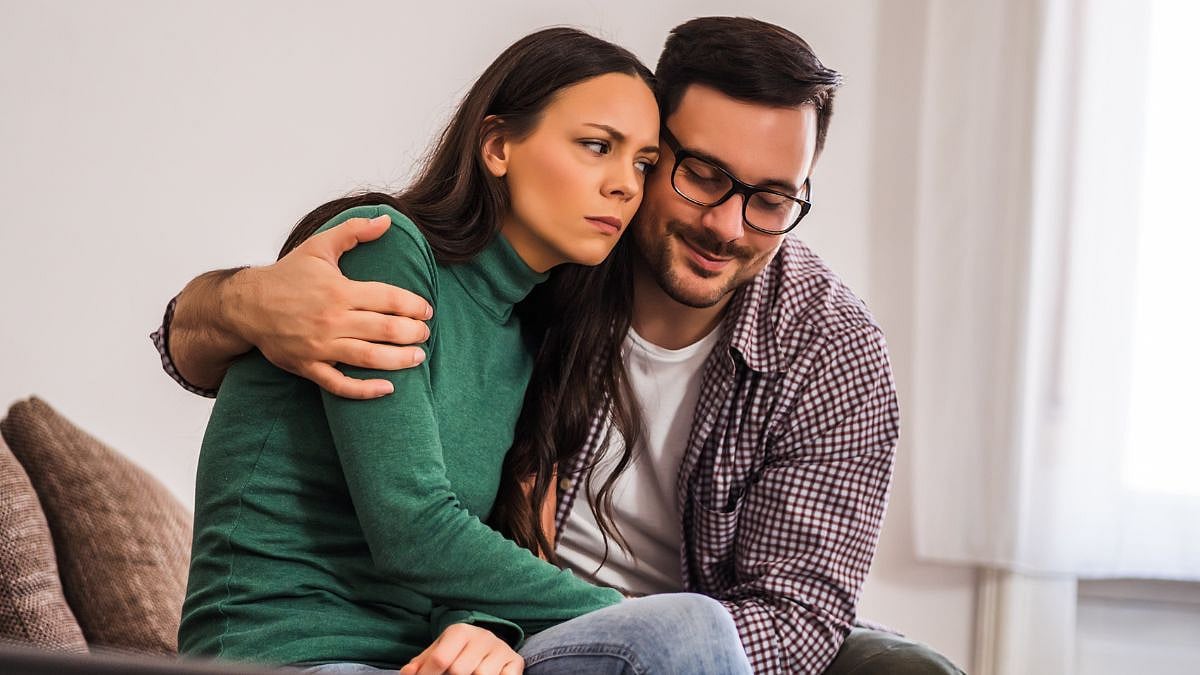 'There Are No Mixed Signals In Relationship': Popular US Author Mel Robbins Shares Dating Advice Everyone Needs To Hear