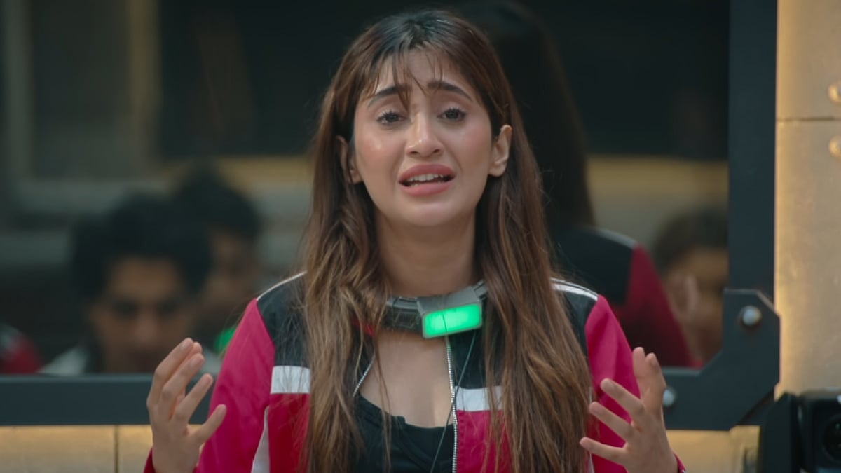 Lock Upp: Did Shivangi Joshi Make Up Her 'Bread & Butter' Story About Father's Profession To Gain Sympathy? Actress' Team Breaks Silence