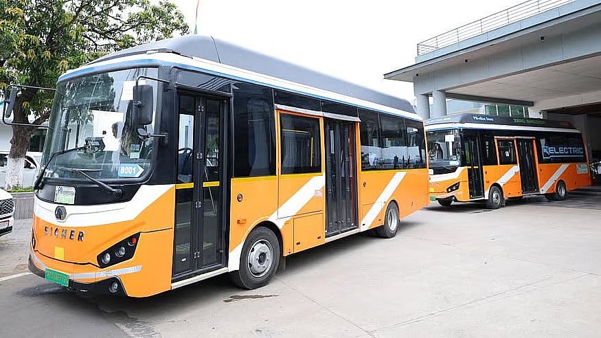 Nearly 2,000 Passengers Ride E-Buses On Day One In Bhopal