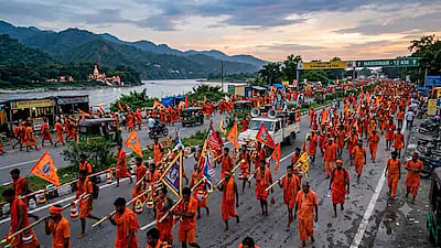 Bhopal's 4-Day Kanwar Yatra Begins, Devotees To Bring Narmada Water For Lord Shiva