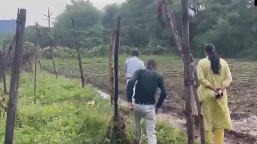 Dhar Collector Rajeev Ranjan Meena Inspects Bhojshala Site, Arrangements Underway For Friday Namaz After SC Order| VIDEO
