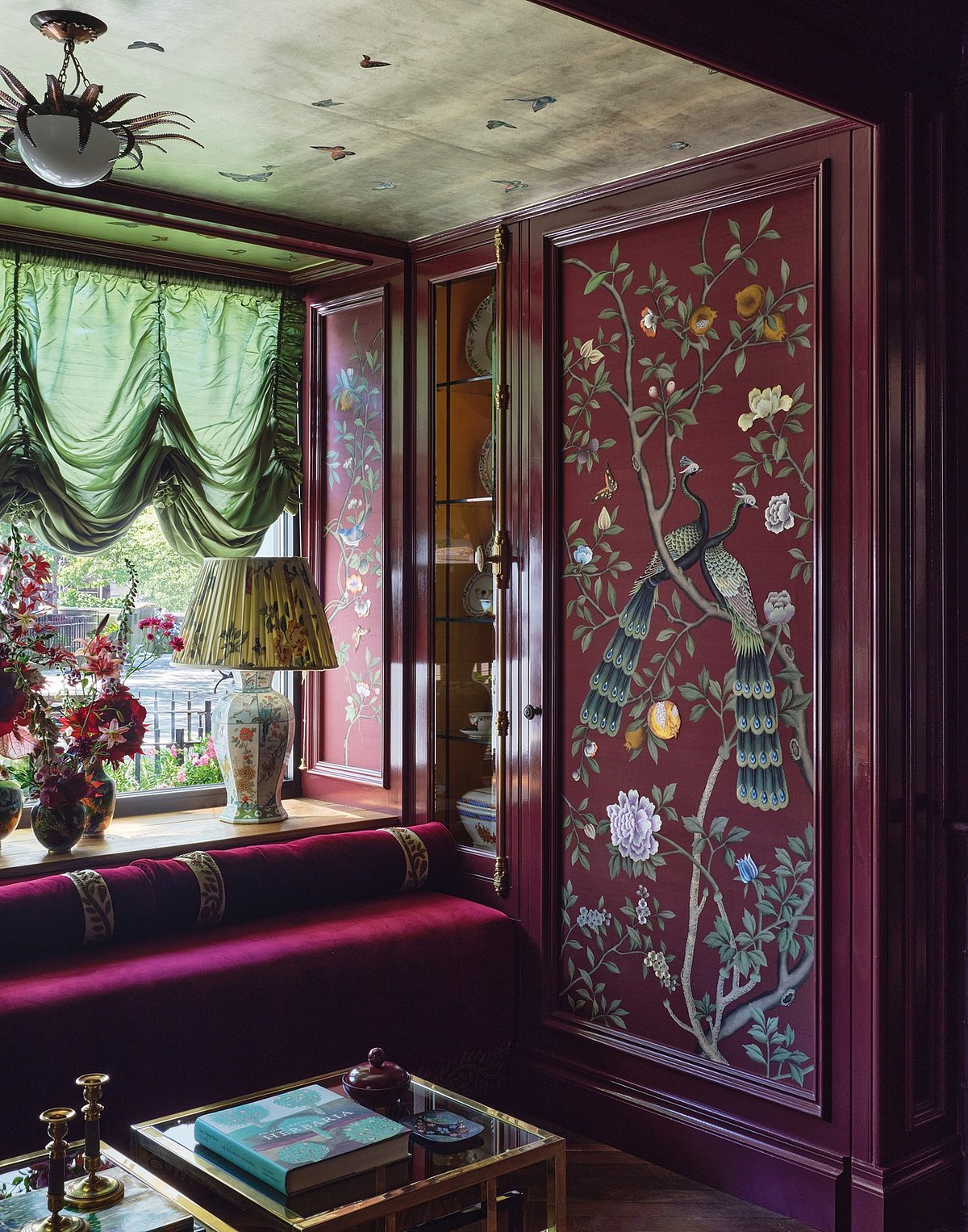Wallpaper from de Gournay