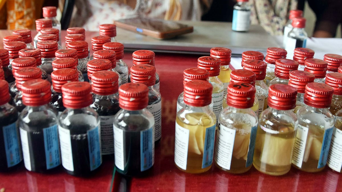 Bhopal Gas Victims Allege Faecal Contamination In Drinking Water Around Union Carbide Site