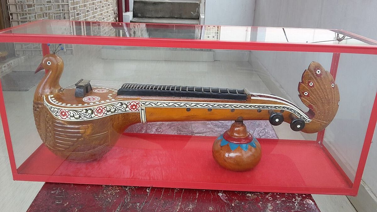 Bobbili Ekanda Veena