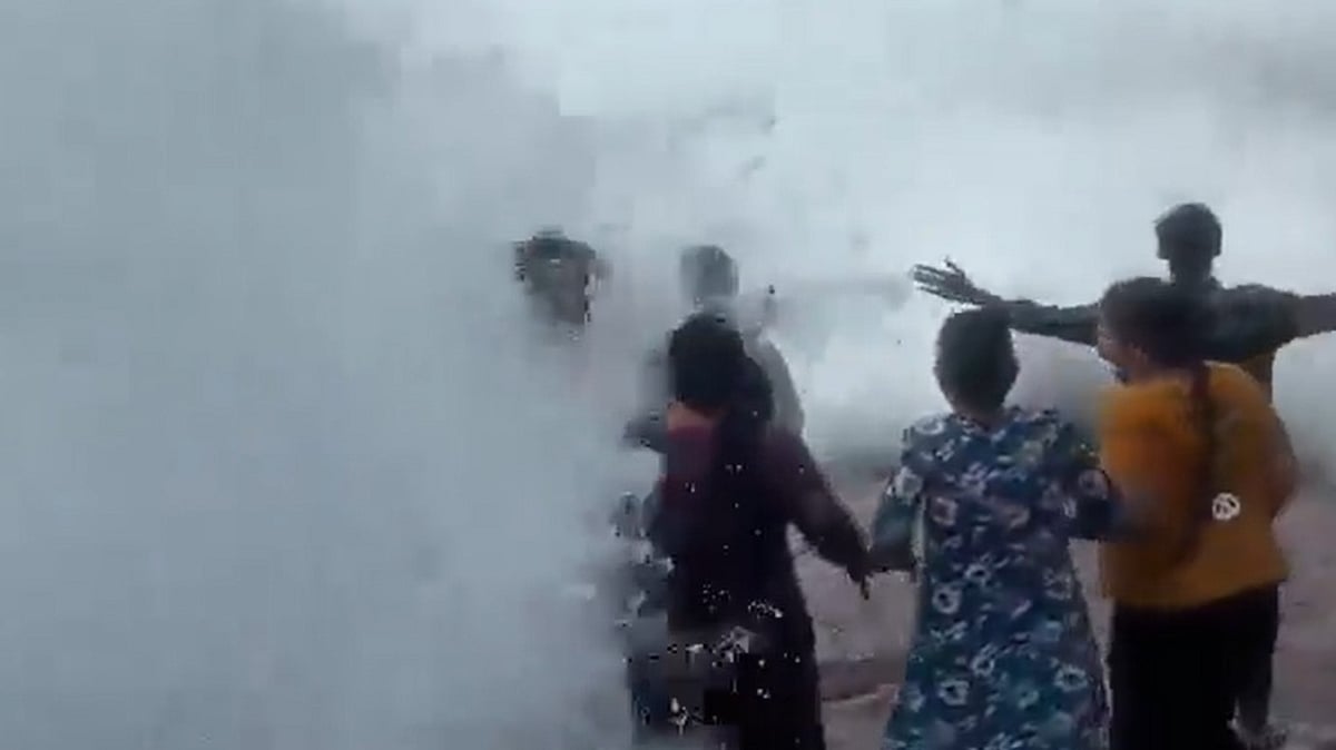 Viral Video Shows Powerful Wave Sweeping Away Two Friends During Friendship Day Outing At Vizag