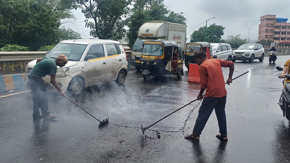 TMC Launches Monsoon Road Repair Drive, Uses Mastic Asphalt To Fix Potholes In Thane