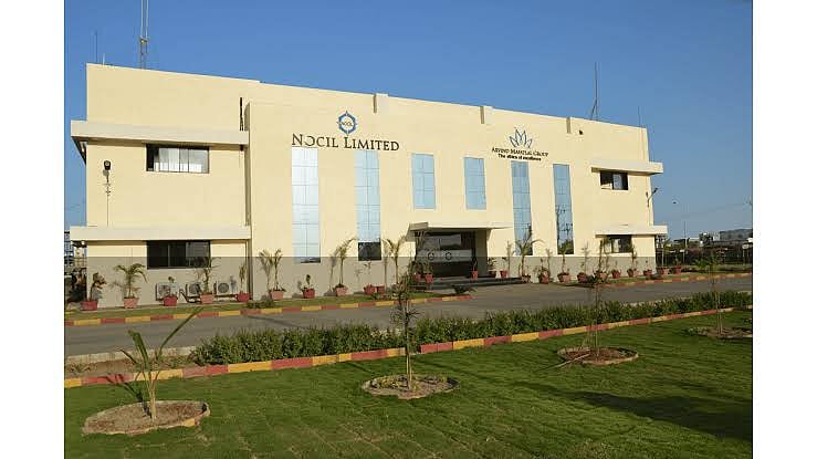 NOCIL Consolidated Net Profit Rises 60.83% To ₹27.76 Crore In Q1 FY27