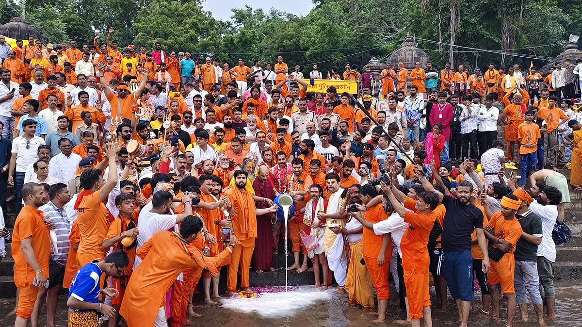 Shravan 2026: Devotees Flock To Shiva Temples, Kanwar Yatras Begin Across MP