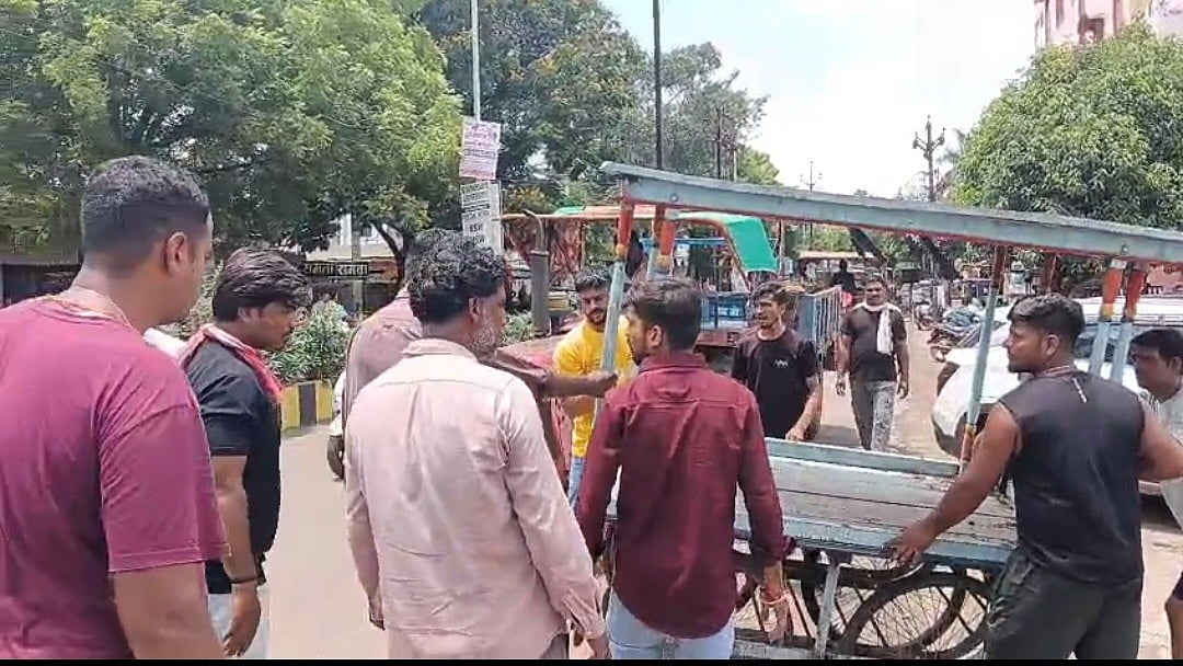 Anti-Encroachment Drive Clears Roads, Footpaths Across MP's Neemuch