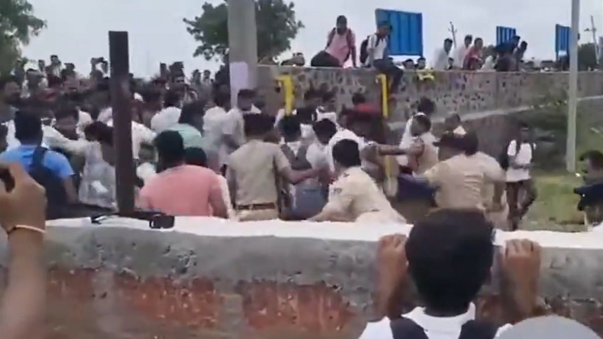 OMR Serial Number Confusion Triggers Walkout At Karnataka Police Recruitment Exam In Vijayapura, KEA Issues Clarification | Video