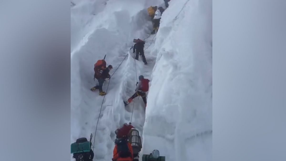 Broad Peak Avalanche: Death Toll Rises To 8 As Rescuers Search For 2 Missing Climbers