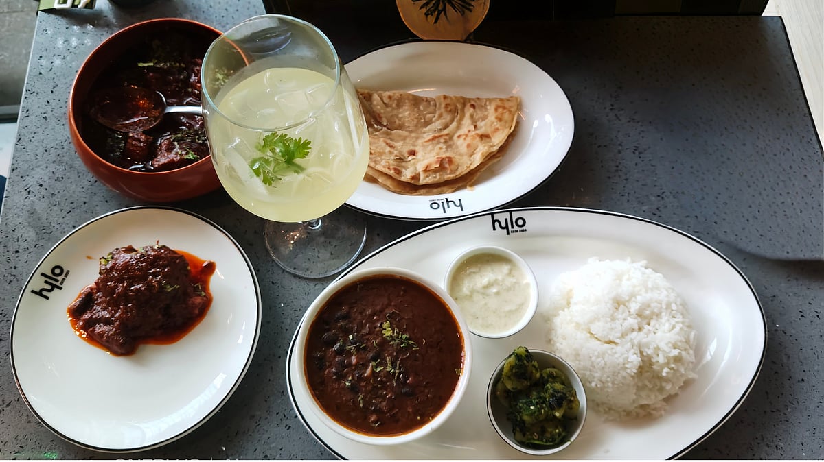 Shekhawati Laal Maas and Amma Ki Pahadi Thali