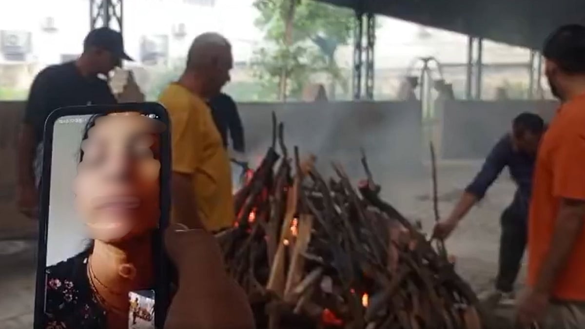 'Aise Bachhe Kisike Na Ho': Mumbai Businessman Dies In Sonipat Old-Age Home, All Three Daughters Attend Last Rites On Video Call 