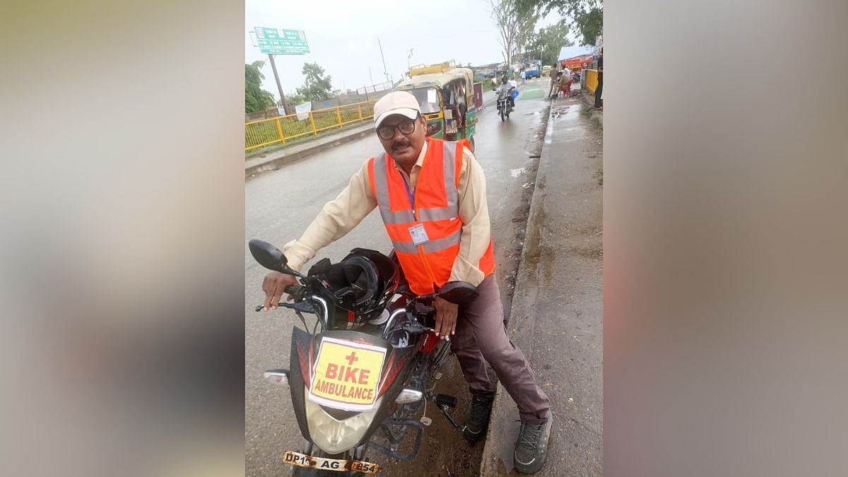 Meerut Deploys 18 Bike Ambulances For Kanwar Yatra To Provide Quick Medical Assistance To Devotees