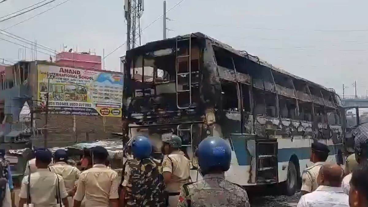 Patna Violence After Youth Dies In Bus Accident; Protesters Torch Vehicles, Block NH-30
