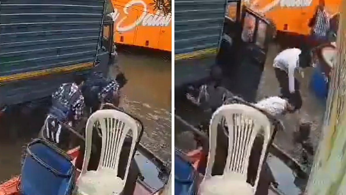 Delhi Floods: 3 Schoolchildren Fall Into Open Drain In Jagatpur, Auto Driver & Locals Save Lives; Video Goes Viral