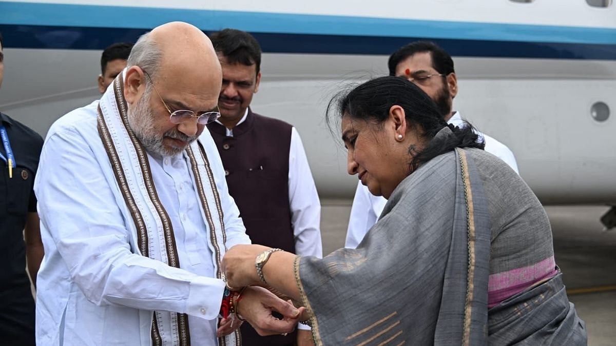 Amit Shah Arrives In Mumbai: Maharashtra Deputy CM Sunetra Pawar Welcomes Union Minister By Tying Rakhi At Airport